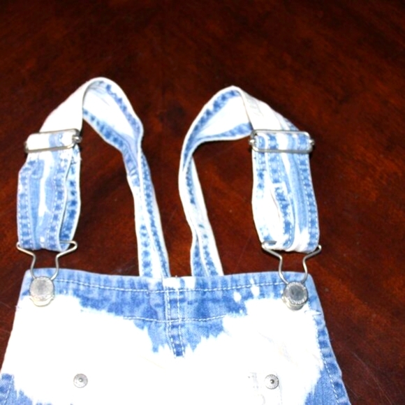 Vintage Inspired Jordache Overalls Shorts | THRASHED | Indie Style - Picture 4 of 10